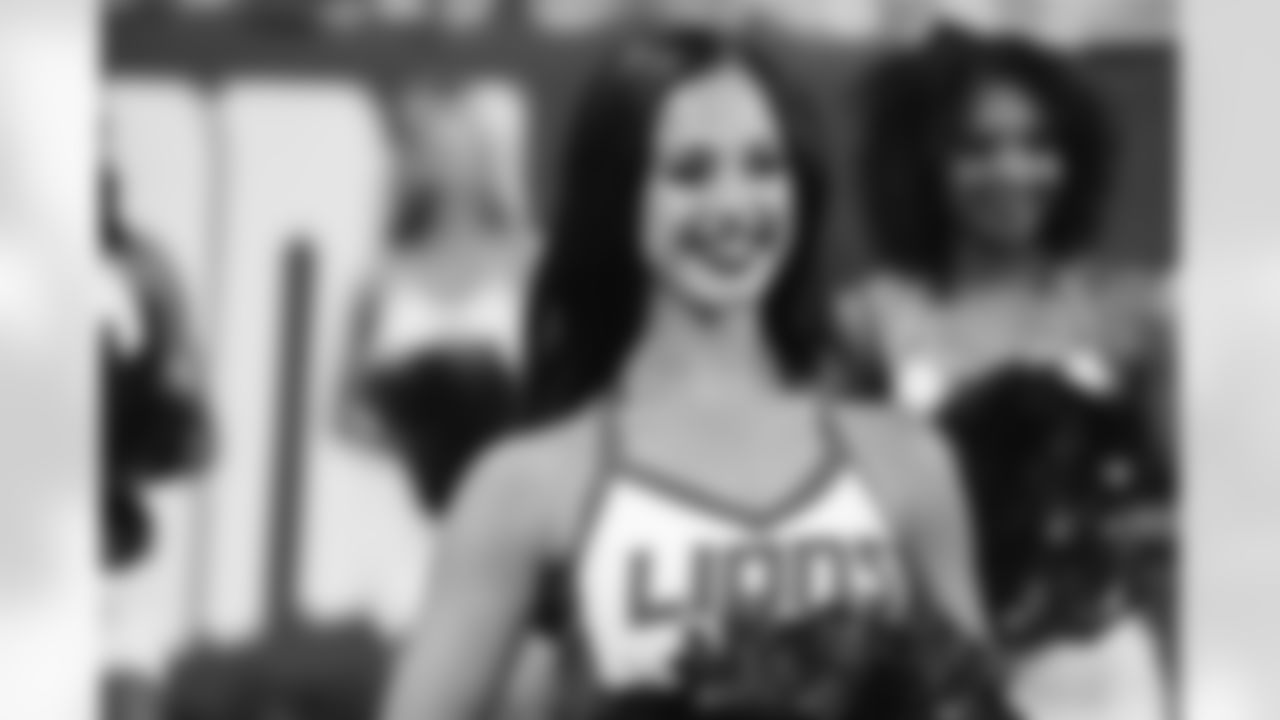 Cheerleaders during a NFL football preseason game against the Buffalo Bills on Friday, August 13, 2021 in Detroit, MI. (Jeff Nguyen/Detroit Lions).