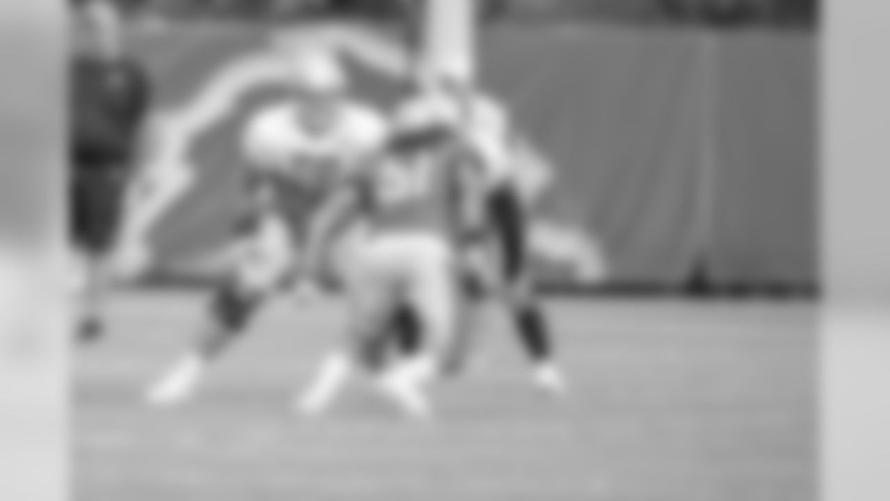 Detroit Lions tackle Taylor Decker (68) during Day 6 of Detroit Lions Training Camp presented by Rocket Mortgage on Wednesday, July 31, 2019 in Allen Park, Mich.