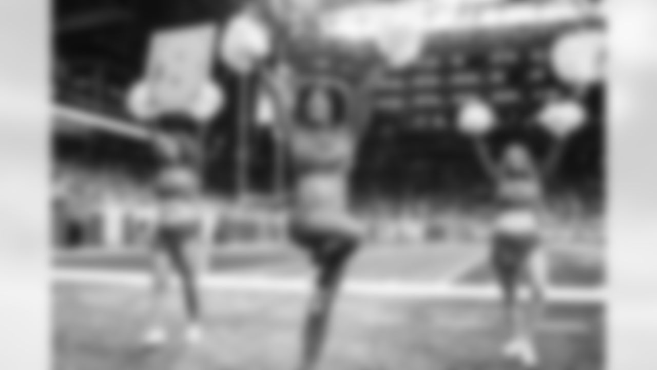 Detroit Lions Cheerleaders during a NFL football game against the Green Bay Packers on Sunday, January 9, 2022 in Detroit, MI. (Mike Ferdinande/Detroit Lions).