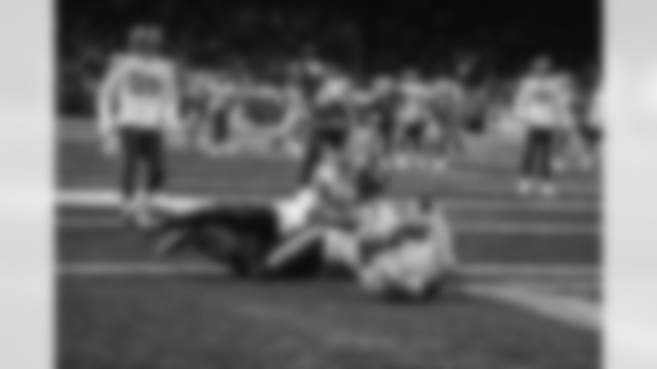 Detroit Lions tight end Brock Wright (89) scores a touchdown during a NFL football game against the Minnesota Vikings on Sunday, December 5, 2021 in Detroit, MI. (Jeff Nguyen/Detroit Lions).