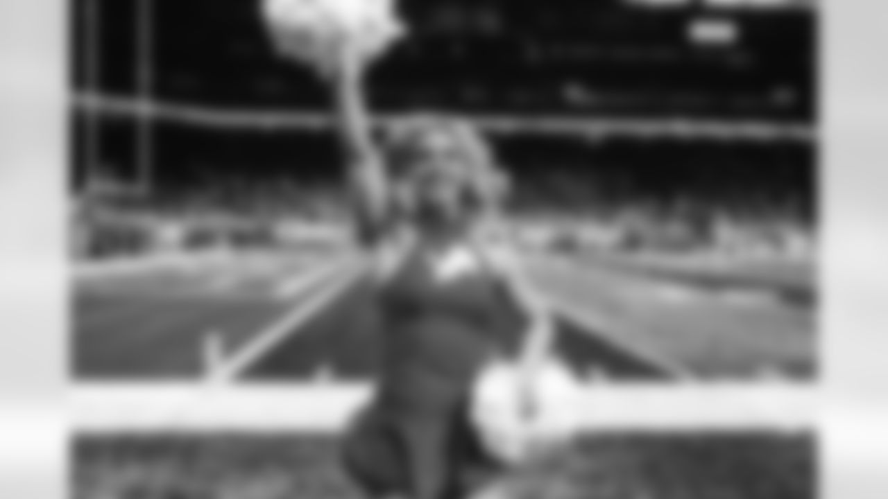 Detroit Lions Cheerleaders perform during a NFL football game against the Buffalo Bills on Thursday, November 24, 2022 in Detroit, MI. (Mike Ferdinande/Detroit Lions).