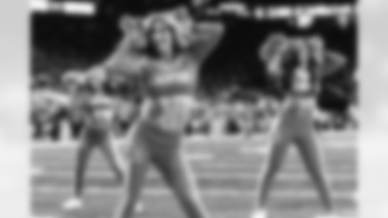 The Detroit Lions Cheerleaders during a NFL football game against the Chicago Bears on Sunday, January 1, 2023 in Detroit, MI. (Mike Ferdinande/Detroit Lions).