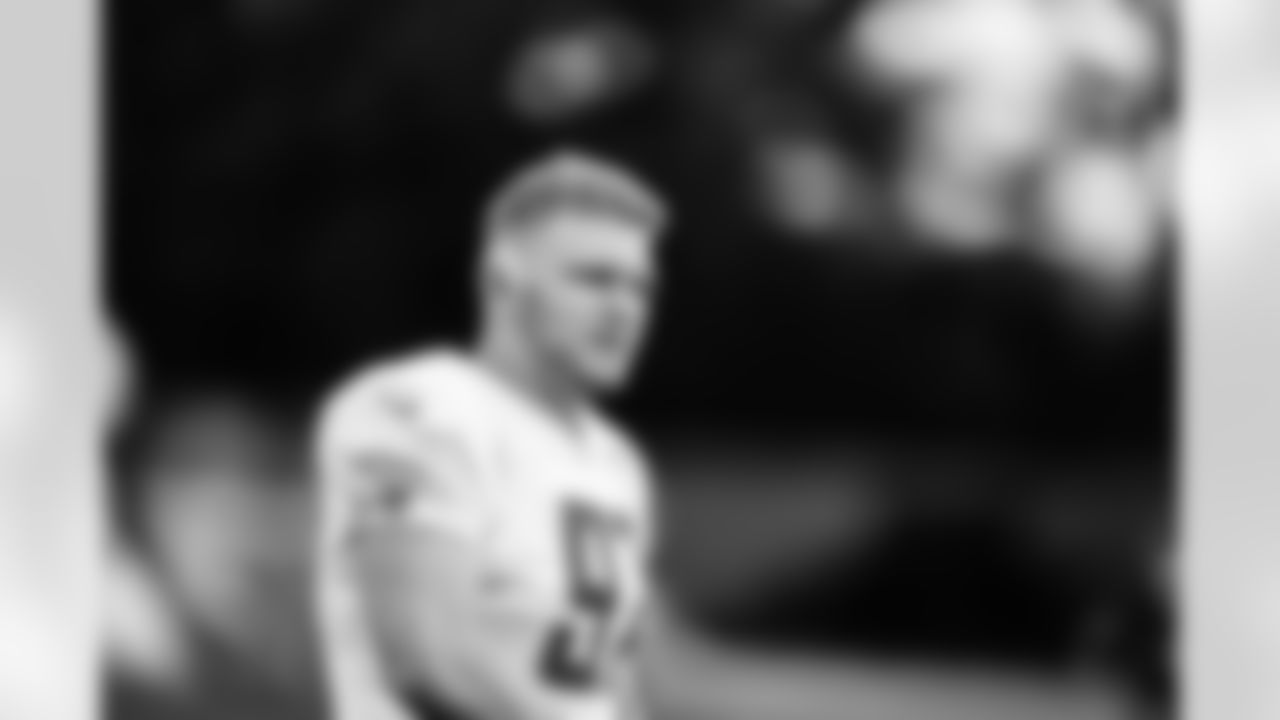 Detroit Lions defensive lineman Aidan Hutchinson (97) during practice at the Lions Training Facility in Allen Park, MI on August 23, 2022. (Jeff Nguyen/Detroit Lions)