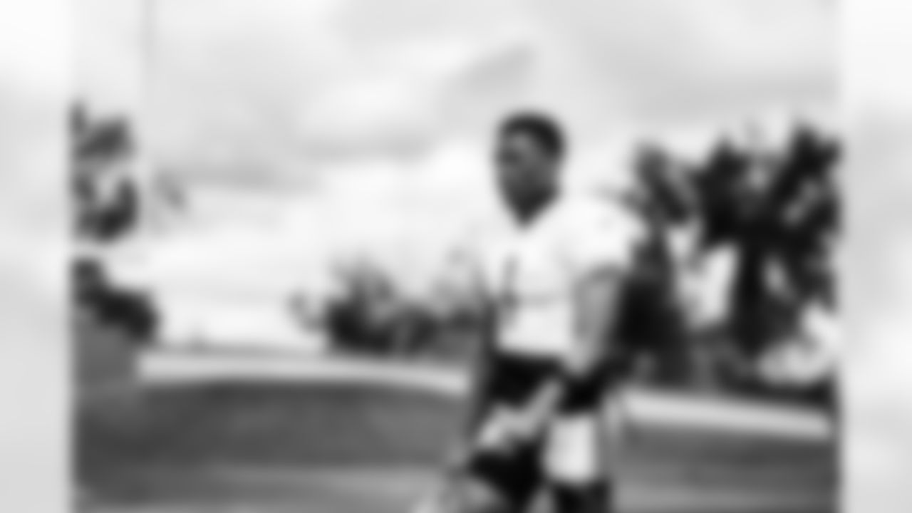 Detroit Lions cornerback Jeff Okudah (1) during practice at the Lions Training Facility in Allen Park, MI on September 22, 2022. (Jeff Nguyen/Detroit Lions)