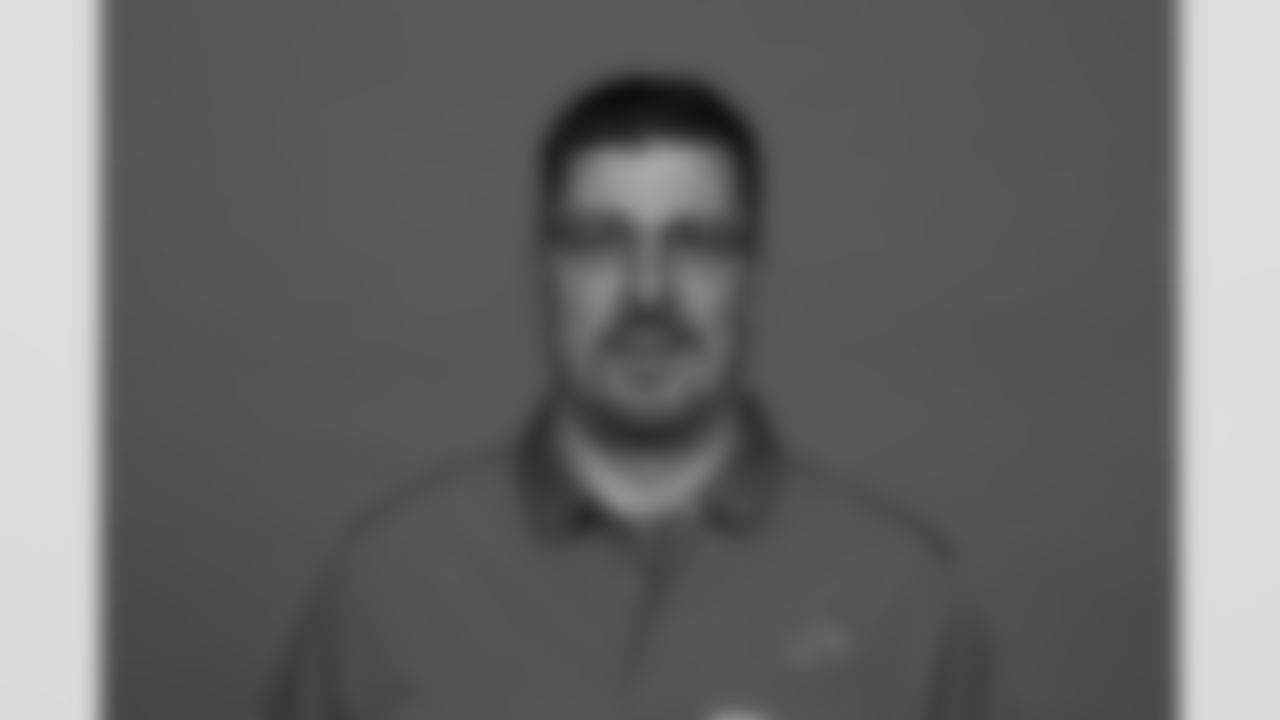 Assistant Defensive Line