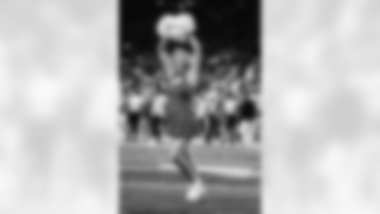 Detroit Lions Cheerleaders perform during a NFL football game against the Buffalo Bills on Thursday, November 24, 2022 in Detroit, MI. (Mike Ferdinande/Detroit Lions).
