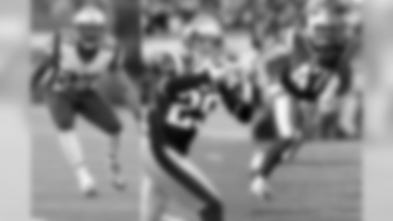 Lions S Tavon Wilson played on the opposite side of the ball as Saints TE Michael Hoomanawanui in New England from 2012-2015. Wilson also played in the defensive backfield with Saints CB Sterling Moore while in New England in 2012.