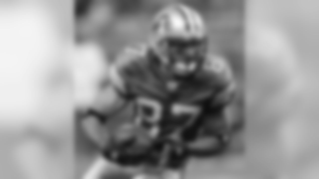 Bears Wide Receivers Coach Mike Furrey played wide receiver for the Lions from 2006-08. Furrey started 26 of his 41 games played in Detroit and ranked second in the NFL with 98 receptions in 2006 while recording 1,086 yards and six touchdowns that season.