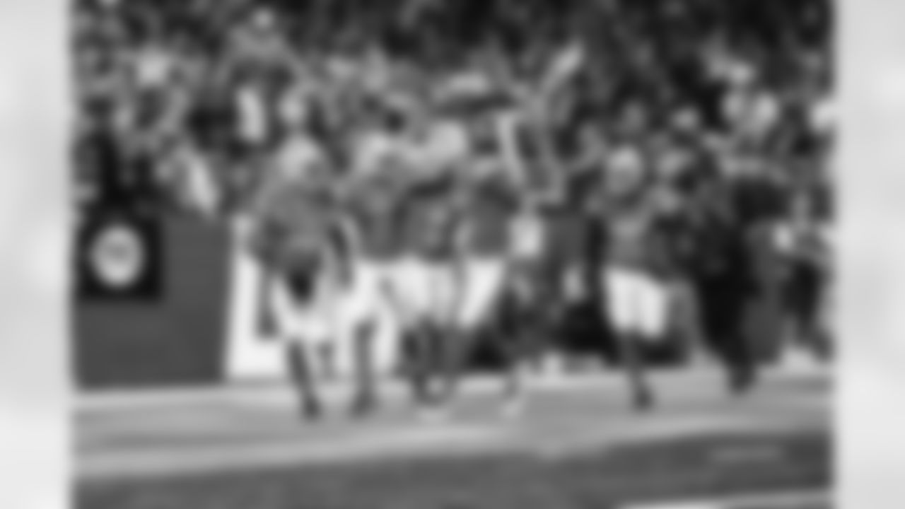 Detroit Lions wide receiver Amon-Ra St. Brown (14), Detroit Lions wide receiver Kalif Raymond (11), Detroit Lions wide receiver Marvin Jones Jr. (0), Detroit Lions quarterback Jared Goff (16), and Detroit Lions running back Jahmyr Gibbs (26) celebrate after a touchdown during a NFL game against the Seattle Seahawks on Sunday, Sept. 17, 2023 in Detroit, MI. (Jeff Nguyen/Detroit Lions)