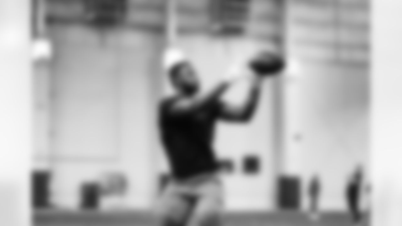 Detroit Lions tight end James Mitchell (82) during offseason workouts at the Lions Training Facility in Allen Park, MI on May 1, 2023. (Jeff Nguyen/Detroit Lions)