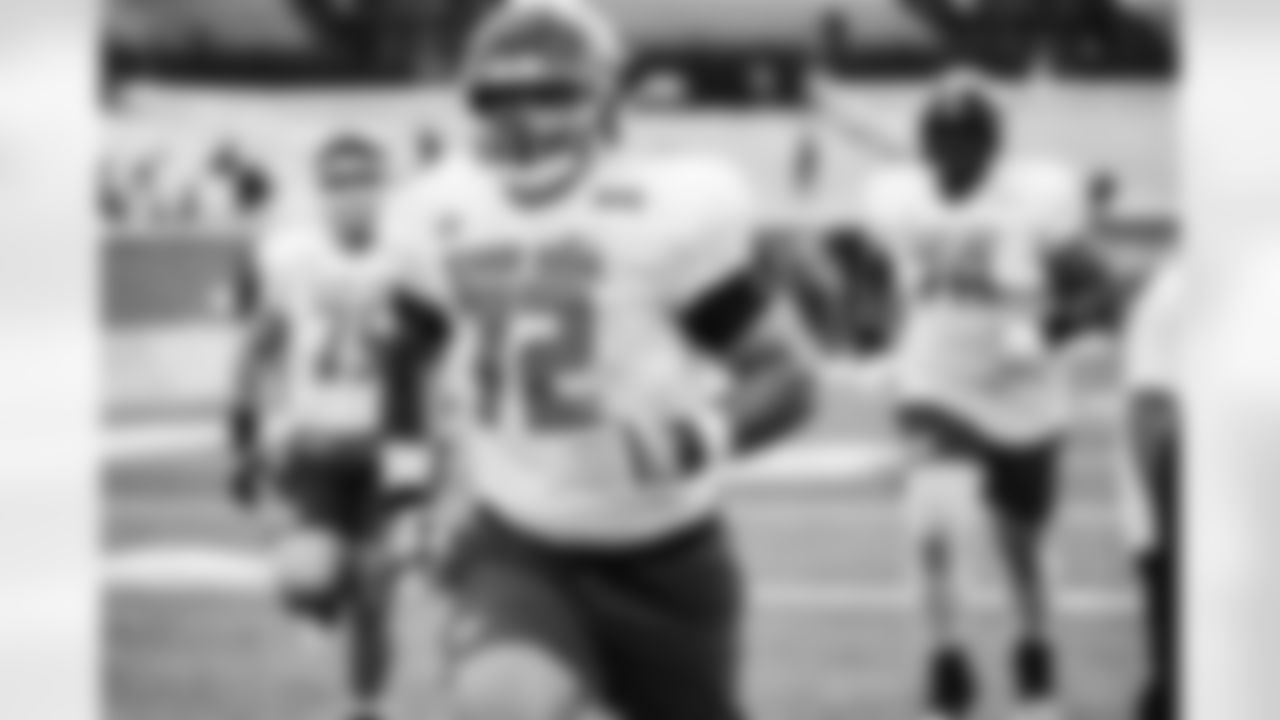 Washington State offensive lineman Abraham Lucas during Senior Bowl practice on February 1, 2022. (Jeff Nguyen/Detroit Lions)