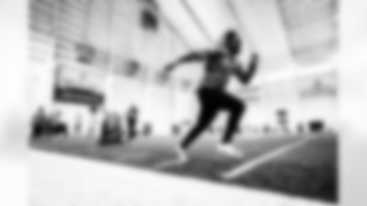 Detroit Lions running back Jermar Jefferson (28) during a morning workout at the Lions training facility in Allen Park, MI on May 2, 2022. (Jeff Nguyen/Detroit Lions)