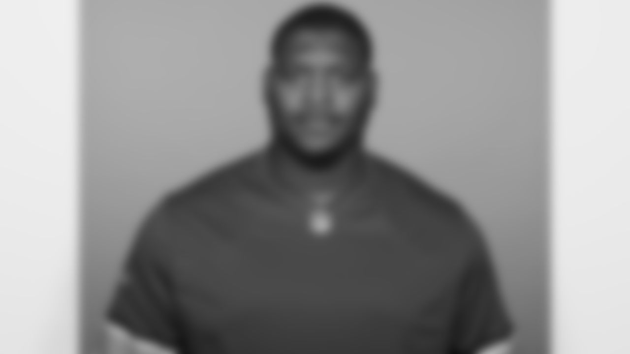 Laken Tomlinson