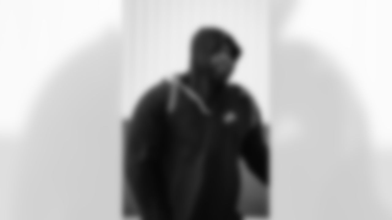 Detroit Lions defensive lineman Benito Jones (94) traveling to New Jersey on Saturday, November 19, 2022 in Detroit, MI. (Jeff Nguyen/Detroit Lions).
