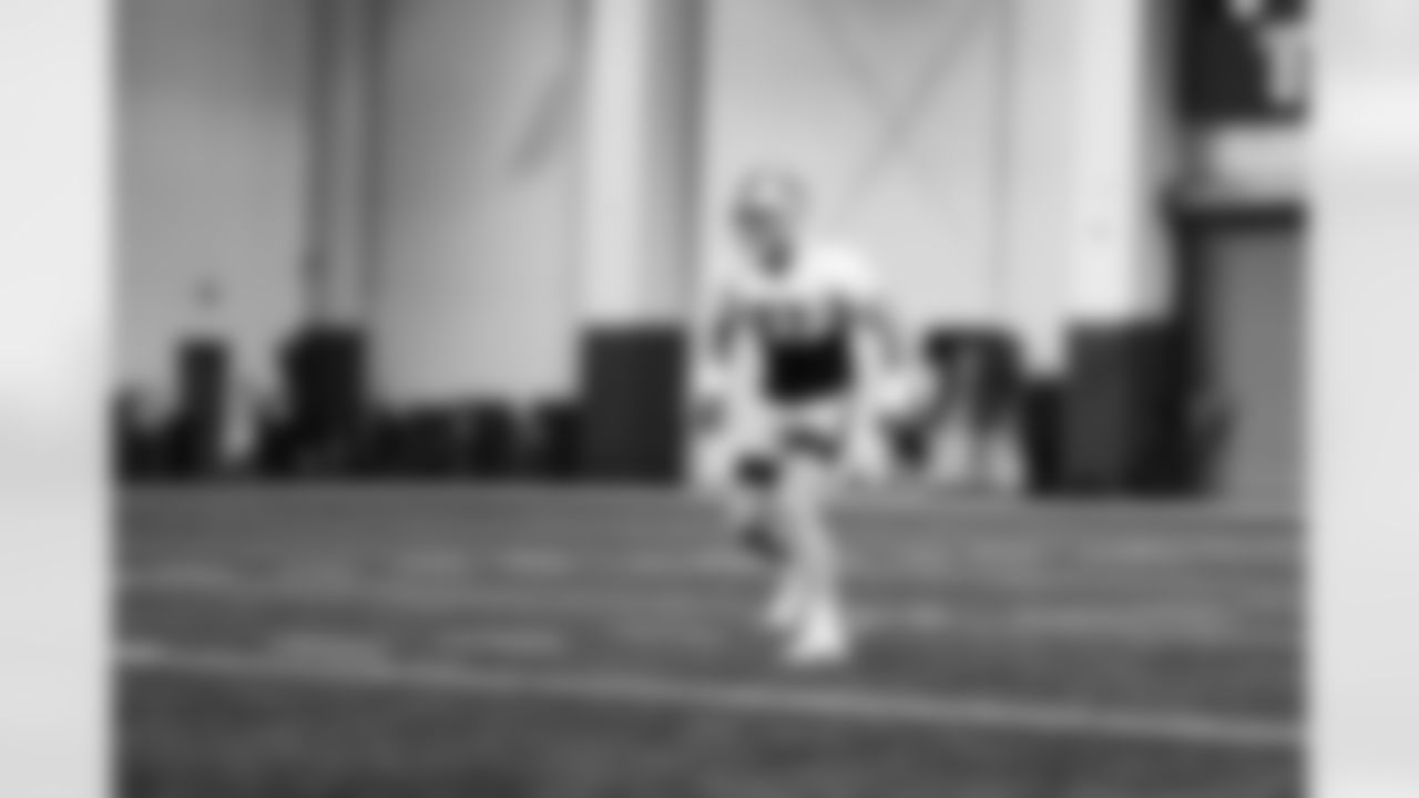 Detroit Lions defensive lineman Aidan Hutchinson (97) during practice at the Lions Training Facility in Allen Park, MI on October 20, 2022. (Jeff Nguyen/Detroit Lions)