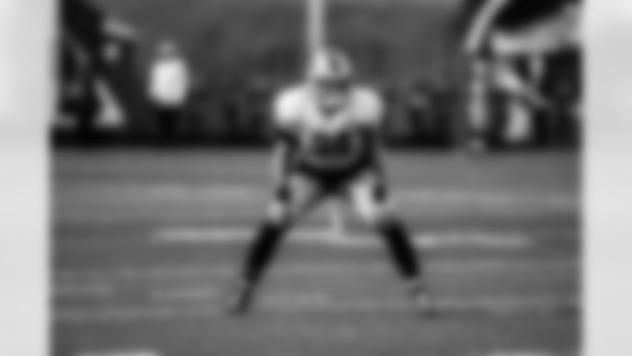 Detroit lions linebacker Alex Anzalone (34) during Lions Training Camp at the Training Facility in Allen Park, MI on August 10th, 2021. (Jeff Nguyen/Detroit Lions)