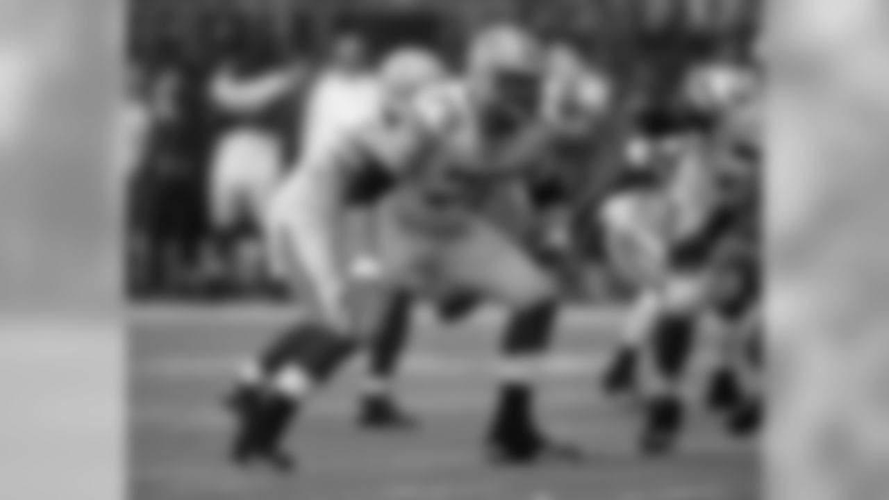 RT Bryan Bulaga
Backed up by Byron Bell