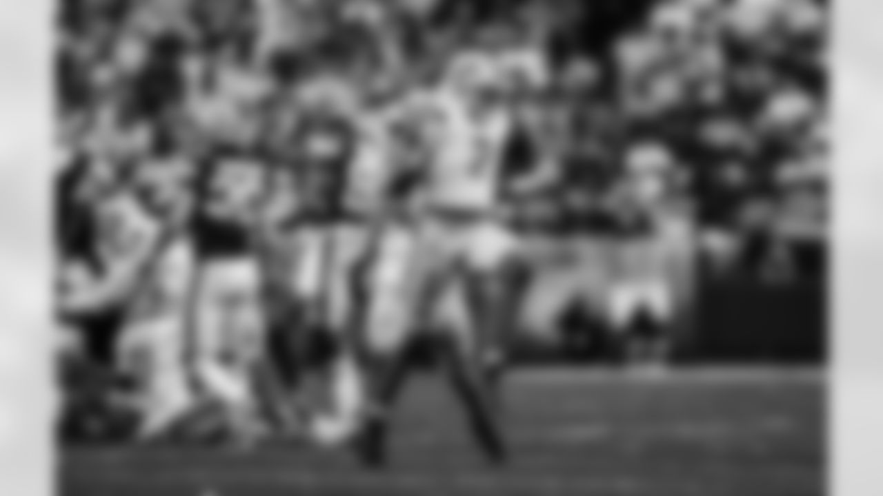 Detroit Lions outside linebacker Austin Bryant (2) celebrates after a sack during a NFL football game against the Cleveland Browns on Sunday, November 21, 2021 in Cleveland, OH. (Jeff Nguyen/Detroit Lions).