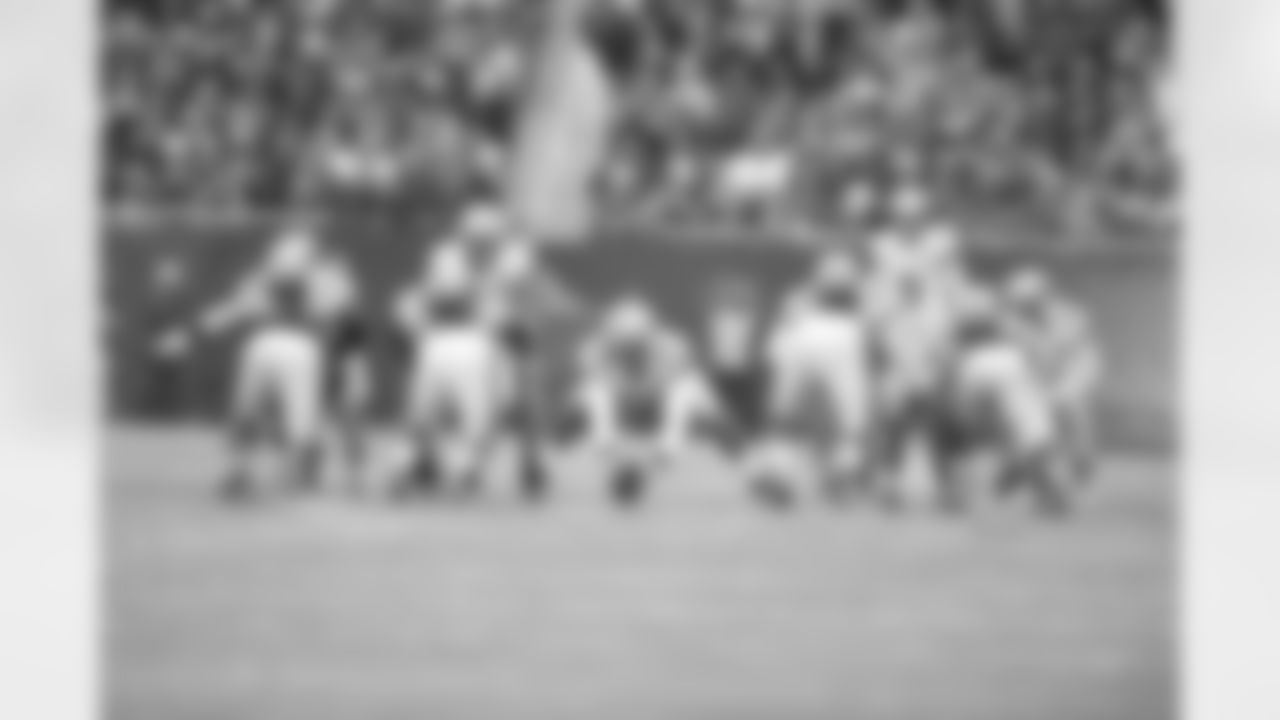 Detroit Lions long snapper Don Muhlbach (48)