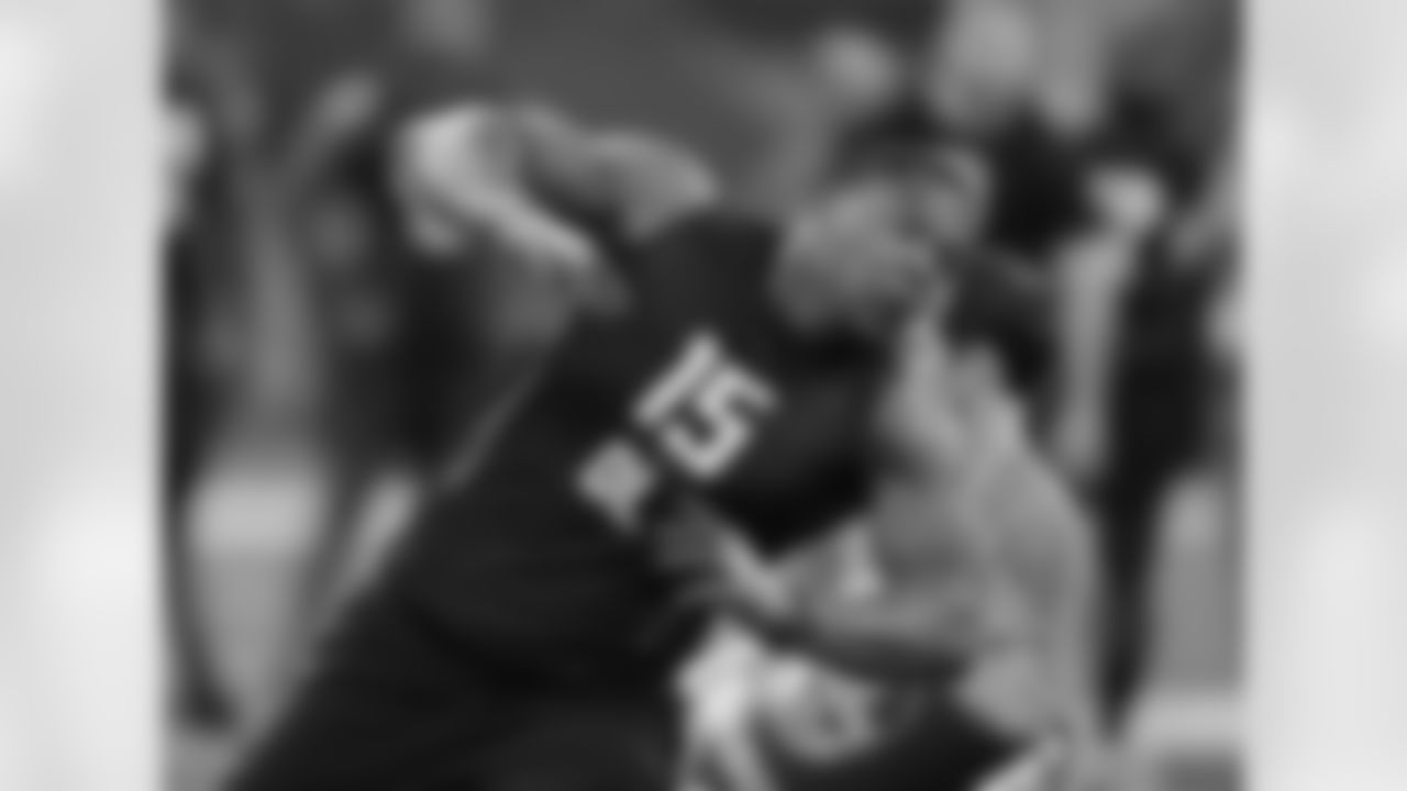 View photos of NFL prospect Da'Ron Payne.