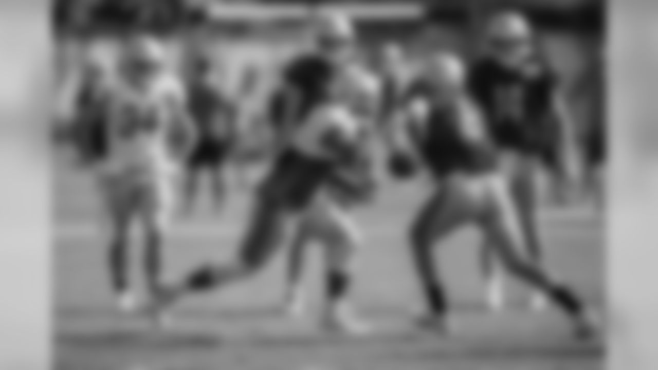 Detroit Lions running back LeGarrette Blount (29) takes the handoff during training camp practice on Thursday, Aug. 2, 2018 in Allen Park, Mich. (Detroit Lions via AP)