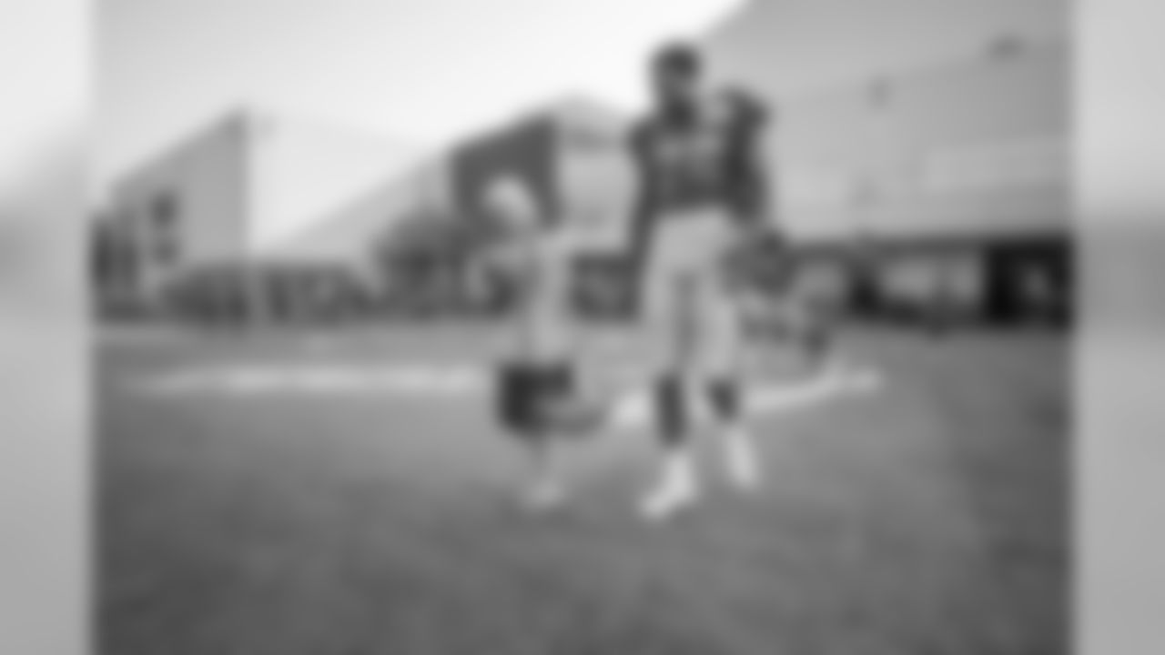 Detroit Lions cornerback DeShawn Shead (26) walks out to training camp practice on Tuesday, Aug. 14, 2018 in Allen Park, Mich. (Detroit Lions via AP)