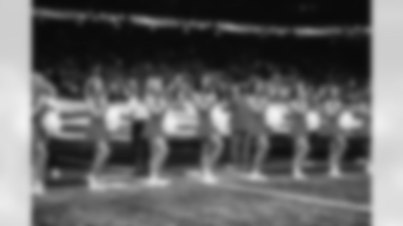 Detroit Lions Cheerleaders during the National Anthem at a NFL football game against the Chicago Bears on Thursday, November 24, 2021 in Detroit, MI. (Mike Ferdinande/Detroit Lions).