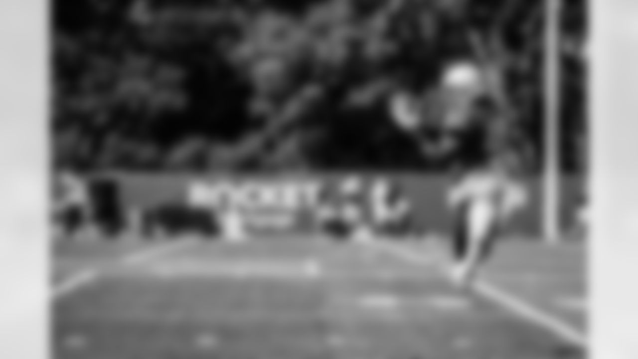 Detroit Lions linebacker Jarrad Davis (40) during training camp practice at the Training Facility in Allen Park, MI on August 21, 2020. (Jeff Nguyen/Detroit Lions)