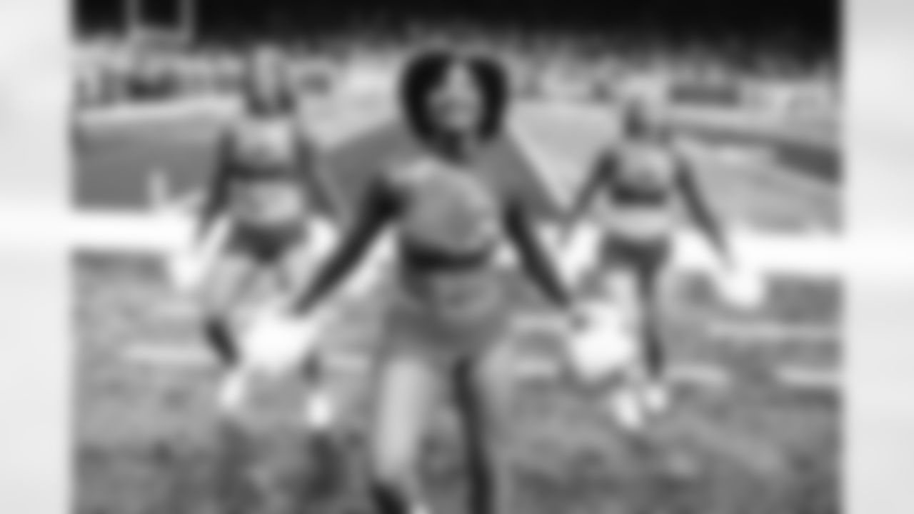 Detroit Lions Cheerleaders during a NFL football game against the Green Bay Packers on Sunday, January 9, 2022 in Detroit, MI. (Mike Ferdinande/Detroit Lions).