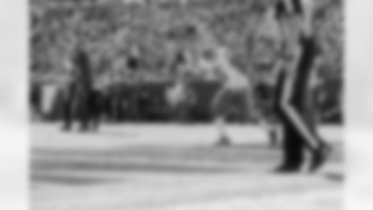 5-yard catch, Week 14 at Tampa Bay