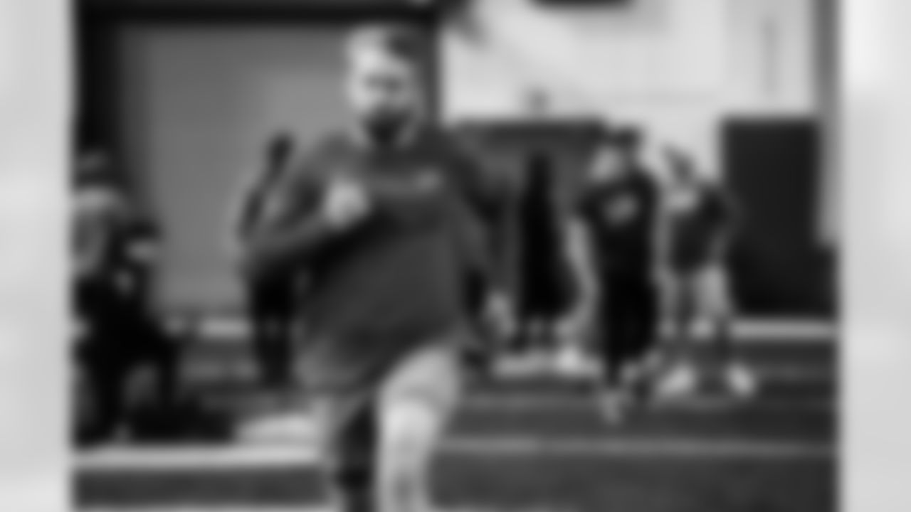 Detroit Lions tight end Garrett Griffin during a morning workout at the Lions training facility in Allen Park, MI on April 19, 2022. (Jeff Nguyen/Detroit Lions)