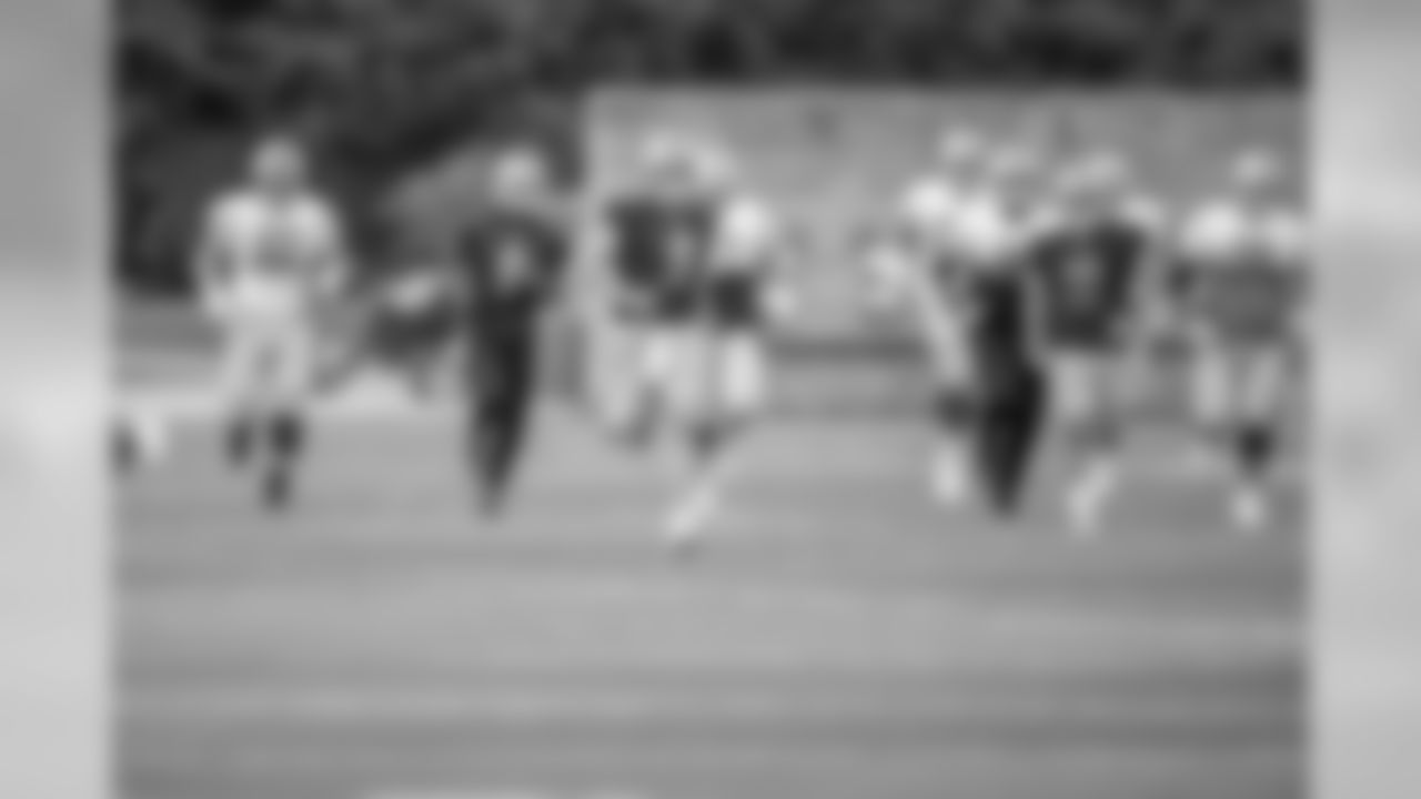Detroit Lions quarterback Matthew Stafford (9) and the offense during practice at the Detroit Lions training facility Tuesday, Sept. 3, 2019 in Allen Park, Mich. (Detroit Lions via AP)