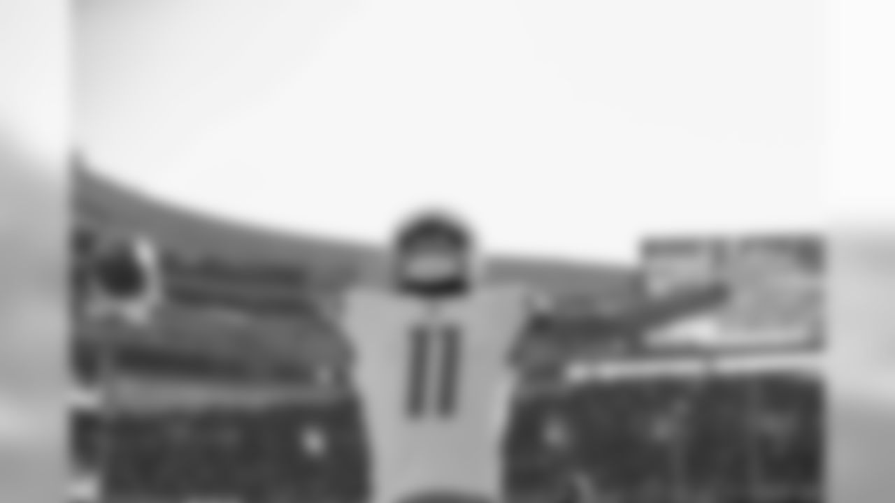 28-yard catch, Week 11 at Chicago
