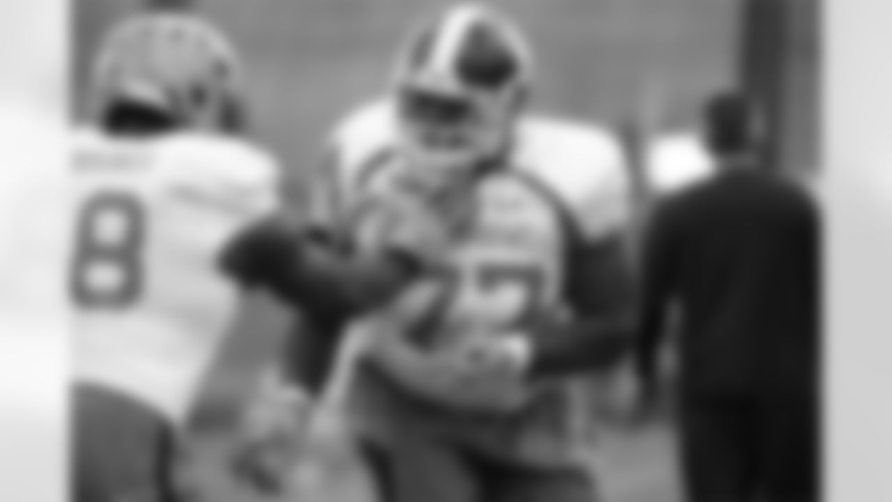 Laken Tomlinson