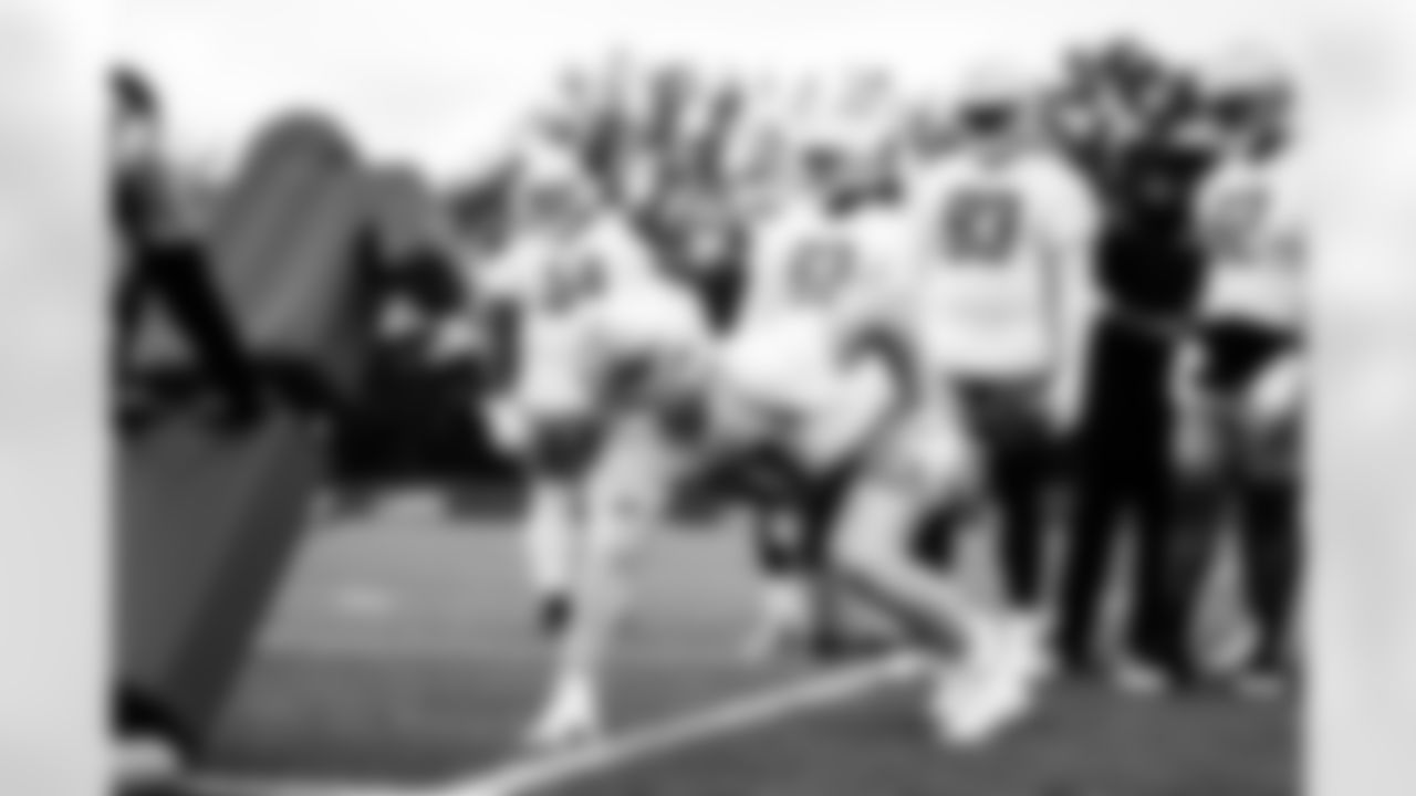 Detroit Lions defensive lineman Aidan Hutchinson (97) during OTAs at the Lions training facility in Allen Park, MI on May 25, 2022. (Courtney Ryder/Detroit Lions)