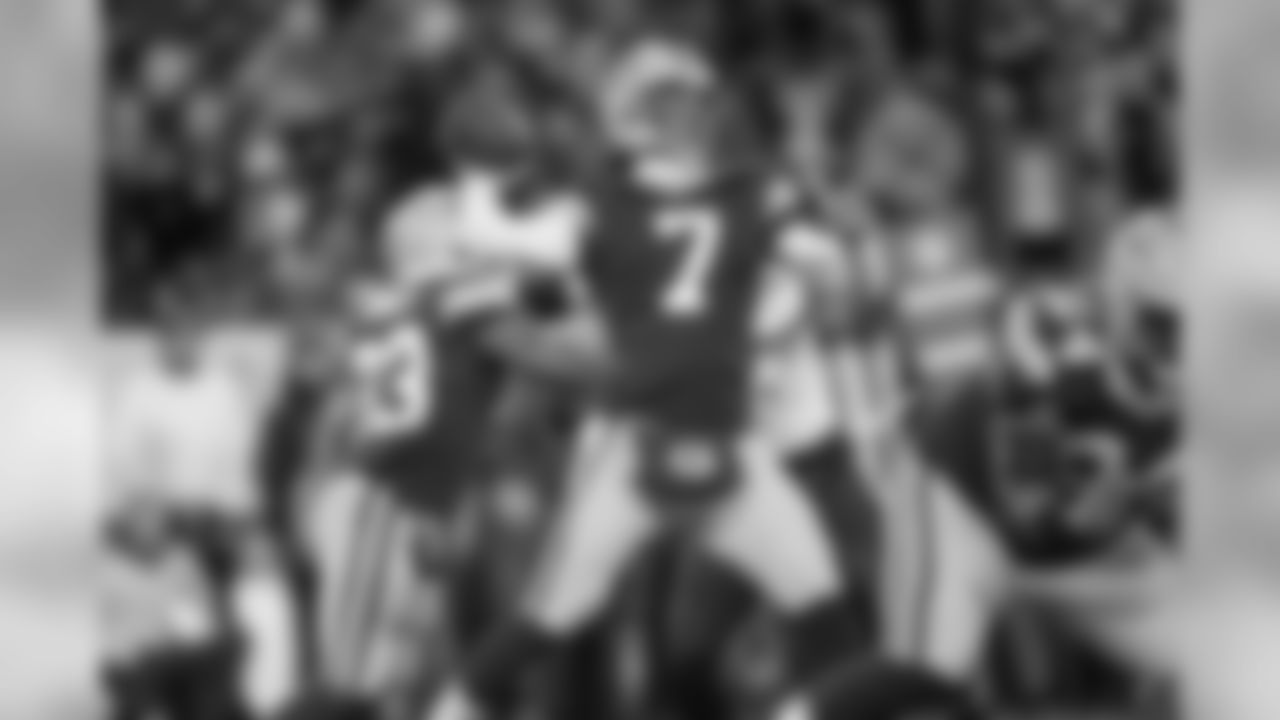 Backed up by 6 Joe Callahan