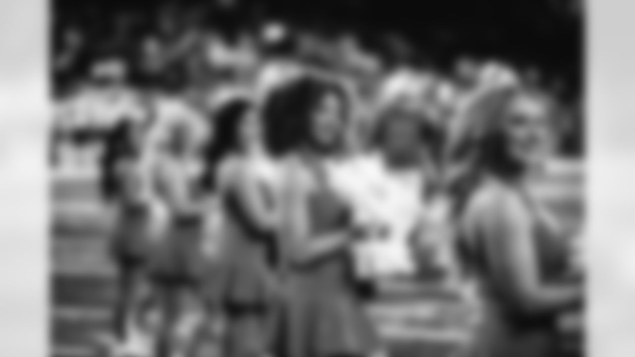 Detroit Lions Cheerleaders during player intros at a NFL football game against the Chicago Bears on Thursday, November 24, 2021 in Detroit, MI. (Mike Ferdinande/Detroit Lions).