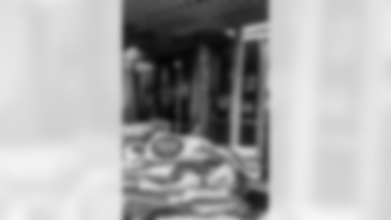 111720_DLA_CoatDrive_020