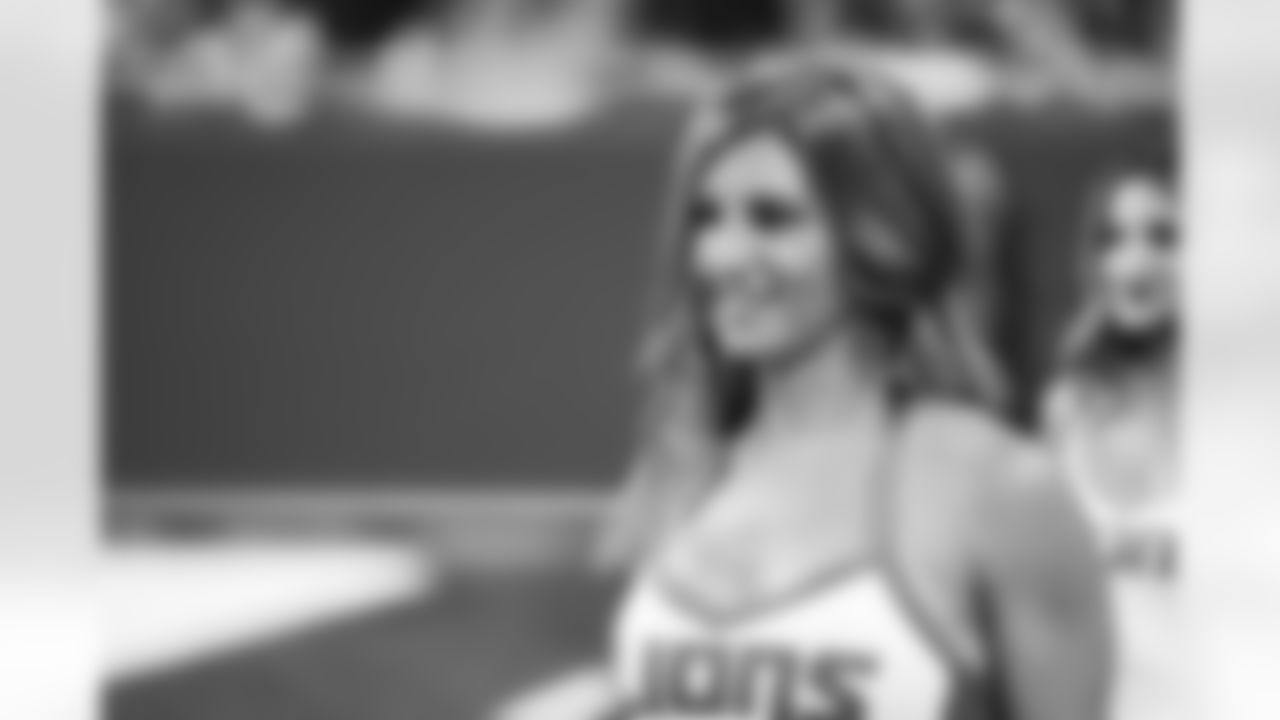 Cheerleaders during a NFL football preseason game against the Buffalo Bills on Friday, August 13, 2021 in Detroit, MI. (Jeff Nguyen/Detroit Lions).