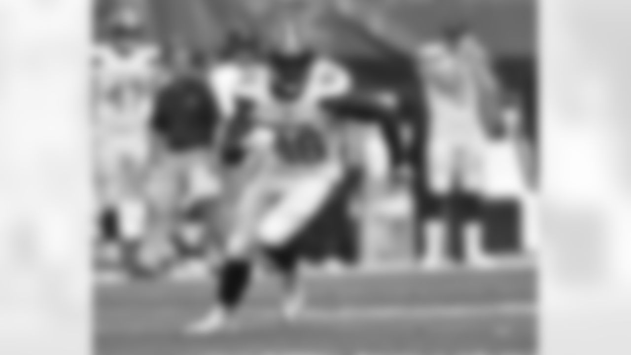 Backed up by 87 Seth DeValve, 85 David Njoku and 89 Matt Lengel