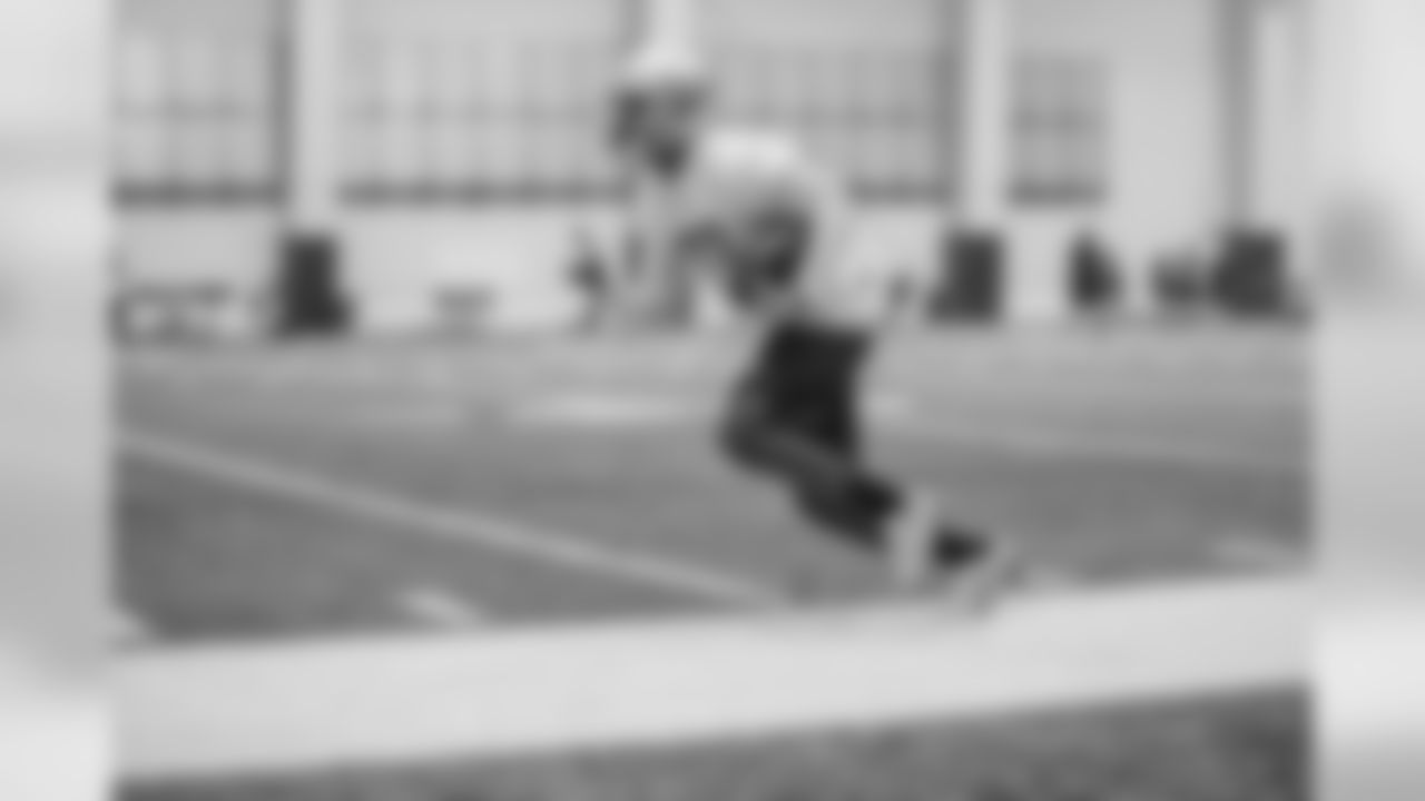 Detroit Lions running back Kerryon Johnson (33) during rookie minicamp practice at the Detroit Lions training facility on Saturday, May 12, 2018 in Allen Park, Mich. (Detroit Lions via AP)