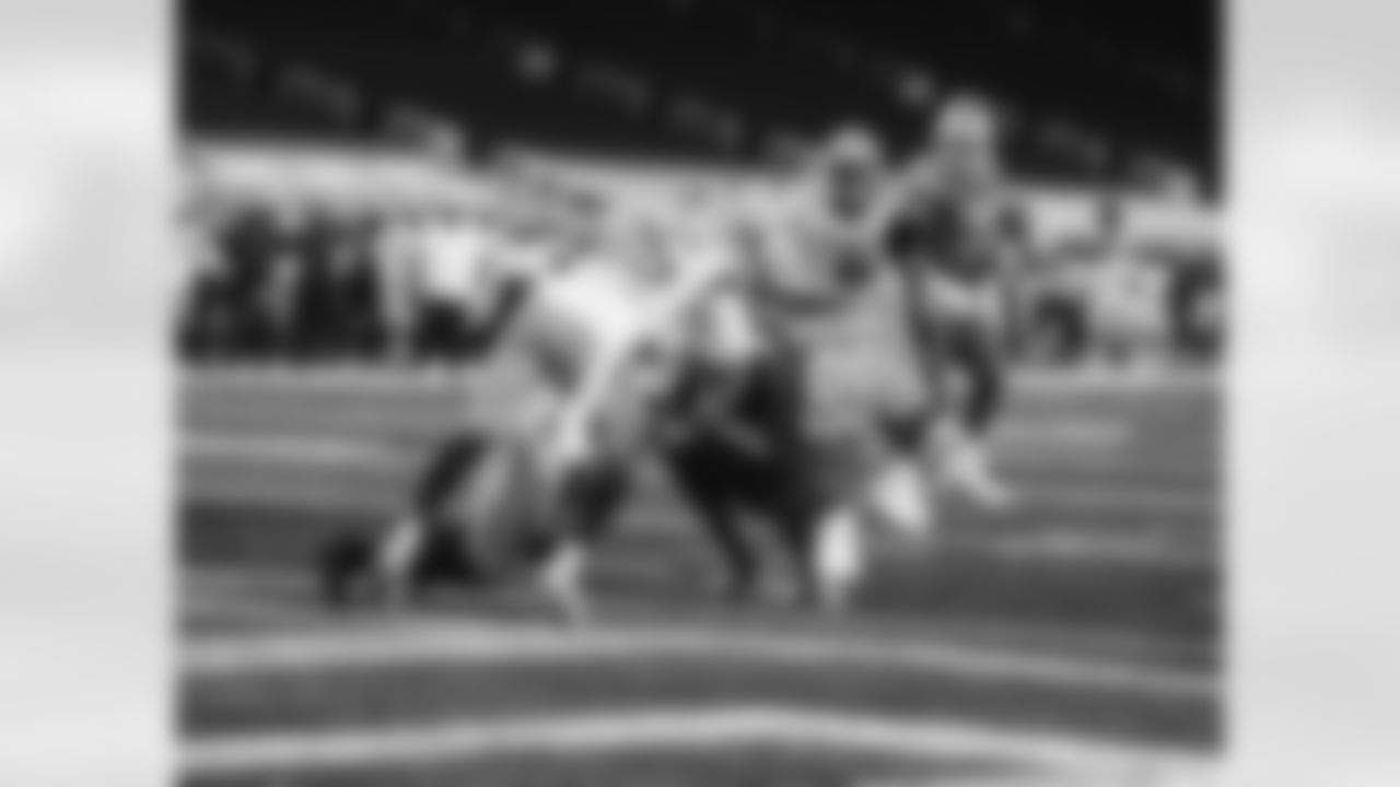 Detroit Lions tight end T.J. Hockenson (88) scores a touchdown during an NFL football game against the Green Bay Packers on Sunday, Dec. 13, 2020 in Detroit. (Detroit Lions via AP).
