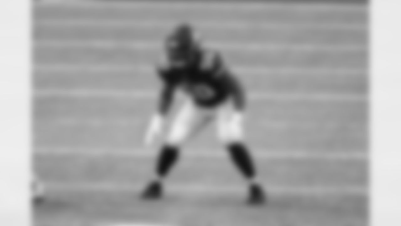 WLB: Eric Wilson
Backed up by Hardy Nickerson