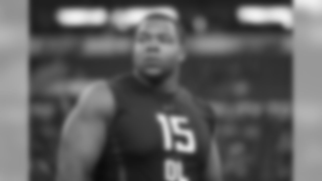 View photos of NFL prospect Da'Ron Payne.