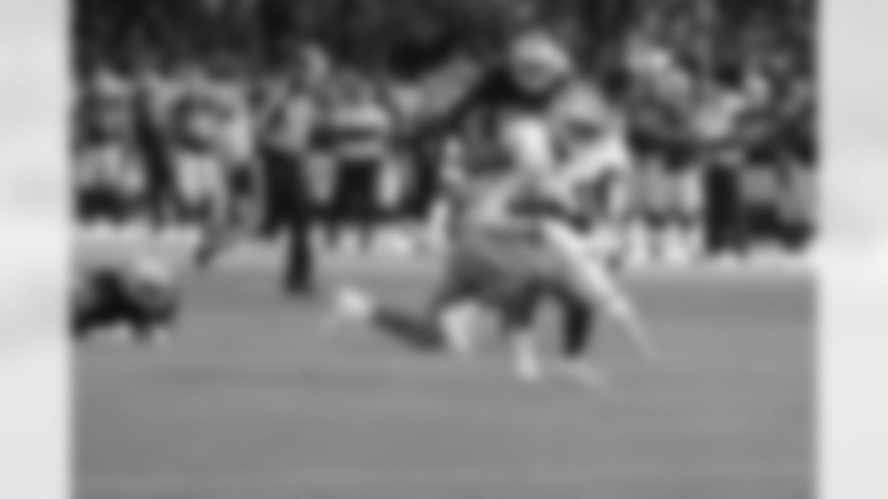 Detroit Lions running back Kerryon Johnson (33) carries the ball during a NFL football game against the Oakland Raiders on Friday, Aug. 10, 2018 in Oakland, Calif. (Detroit Lions via AP).