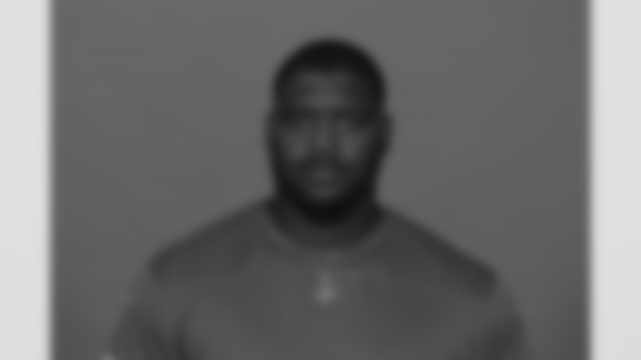Laken Tomlinson