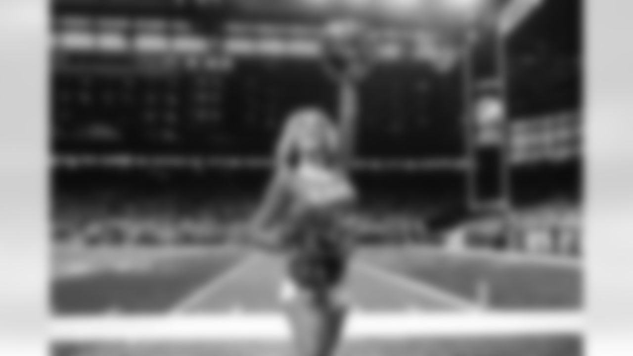 The Detroit Lions Cheerleaders during a NFL football game against the Chicago Bears on Sunday, January 1, 2023 in Detroit, MI. (Mike Ferdinande/Detroit Lions).