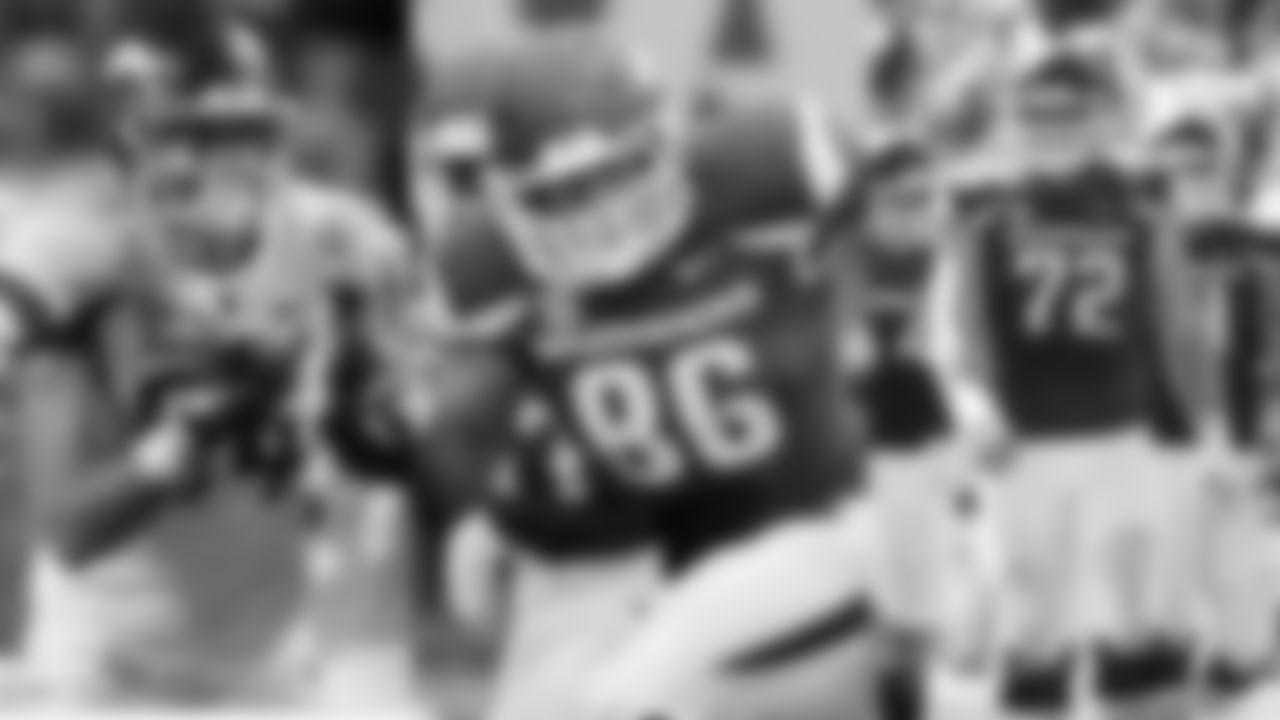Lions DE Trey Flowers, OL Frank Ragnow, and Chargers TE Hunter Henry were teammates for Arkansas in 2014. Ragnow and Henry also played together in 2015 and paved the way for RB Alex Collins to rush for 20 touchdowns that season, the most in single-season school history.