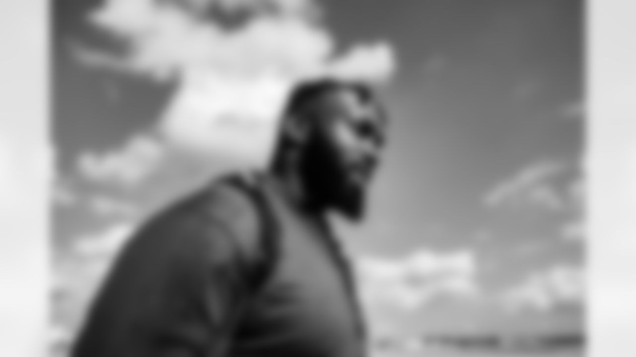 Detroit Lions defensive end Jashon Cornell (96) traveling to Minnesota on October 9, 2021 in Detroit, MI. (Jeff Nguyen/Detroit Lions).