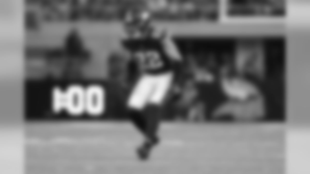 46 Harrison Smith